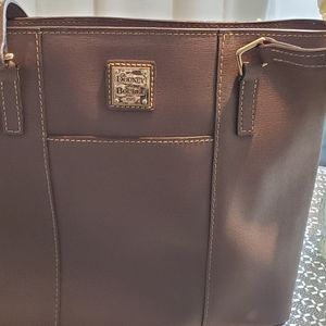 Dooney & Bourke purse